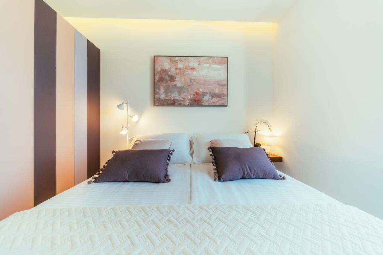 Unique Luxury Designers Apartment Right Next To The Beach Sukosan Exterior photo